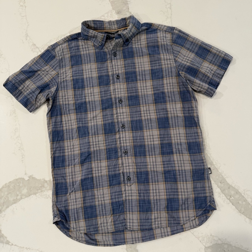 The North Face Short Sleeve Button Up Nylon Hiking Shirt Men’s Small Gray/Blue